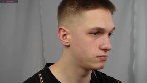 Dustyn online show from January 17, 2:39 pm