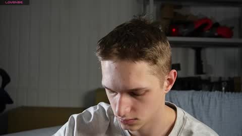 Dustyn online show from February 7, 2:15 pm