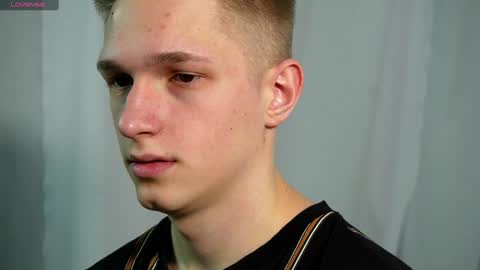 Dustyn online show from January 22, 2:46 pm