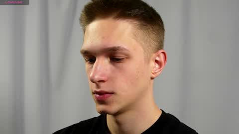 Dustyn online show from January 4, 2:46 pm