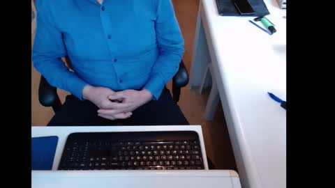 dutchpornking2 online show from February 24, 10:05 am