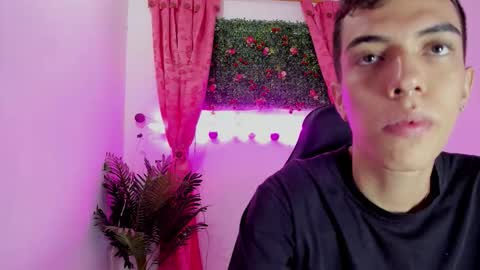 Dylan online show from September 10, 11:31 am