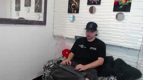 dylan_fooxx online show from December 15, 7:33 pm