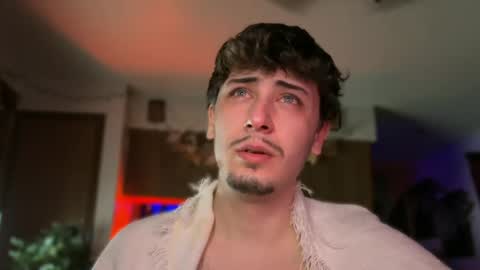 Snapshot of dylandaniel69 chatting on October 7, 9:35 am Dylan Daniel 7.8 online show from October 7, 9:35 am