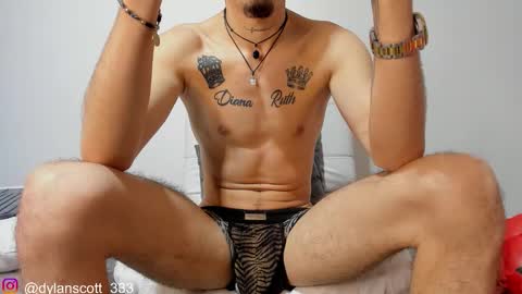 dylanscott_106 online show from October 8, 6:56 pm