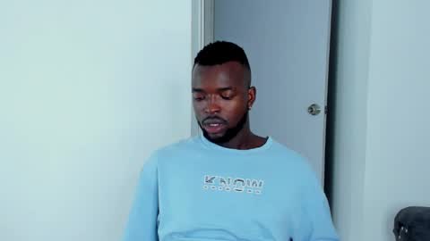 Dylan Taylor online show from October 30, 4:47 am