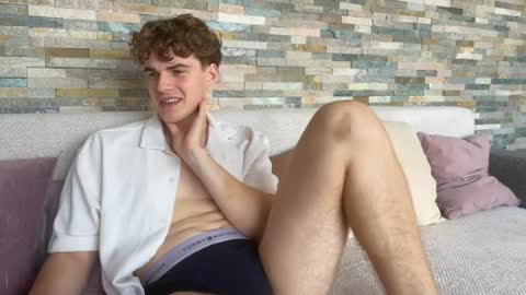 dymonted online show from October 19, 9:12 am