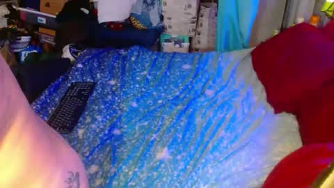 Snapshot of eastbayboy57 chatting on September 26, 7:17 am eastbayboy57 online show from September 26, 7:17 am