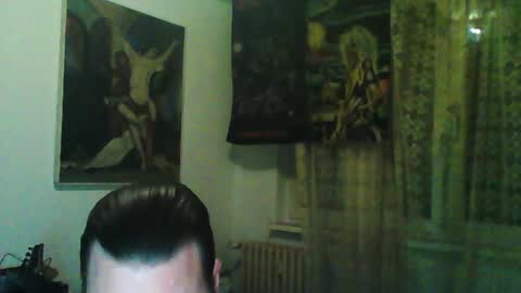 Edward online show from February 19, 6:37 pm