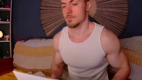 Eddie online show from April 14, 2:55 am