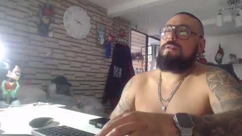 edgarram83 online show from January 7, 10:48 pm