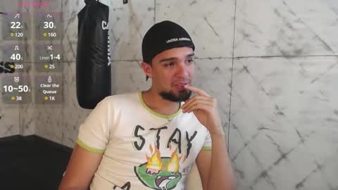 Eduardo online show from February 20, 1:03 am