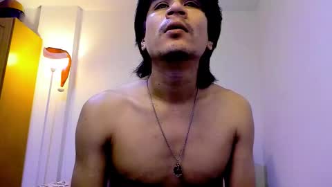 eiden_allenx1 online show from December 19, 5:04 am