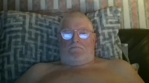 eketman1964 online show from February 26, 11:39 pm