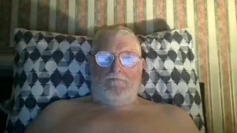 eketman1964 online show from January 11, 11:30 pm