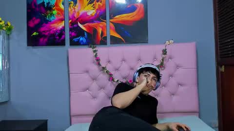 Elan Giralon online show from November 29, 11:51 pm