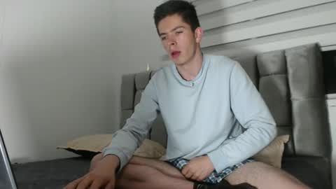 Elian online show from December 12, 2:15 am