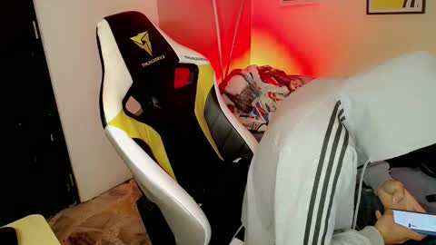 bby-santy online show from November 12, 12:11 pm