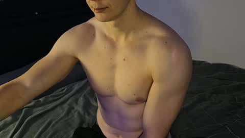 elijah_tall online show from February 5, 7:21 pm