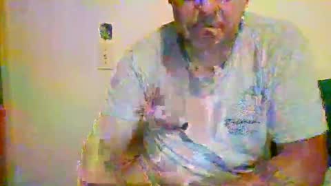 elmario24 online show from October 5, 8:18 am