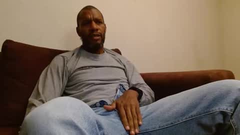 My name is Elmore. Please say hello I like to chat with you. If you have requests or dirty talk please use tip online show from February 8, 10:07 am