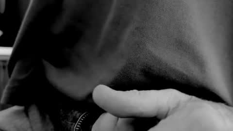 Elvis online show from April 20, 1:41 am