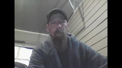 Snapshot of elwooood7 chatting on January 10, 12:04 pm elwooood7 online show from January 10, 12:04 pm