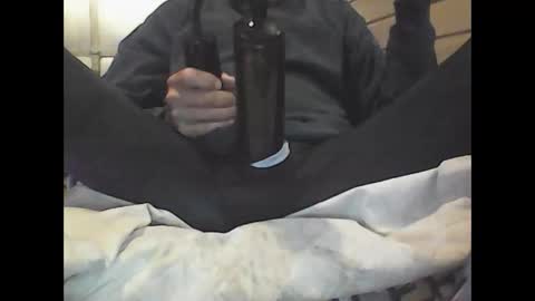 Snapshot of elwooood7 chatting on January 4, 1:21 pm elwooood7 online show from January 4, 1:21 pm