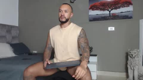 emanuelspencer online show from May 29, 6:34 am