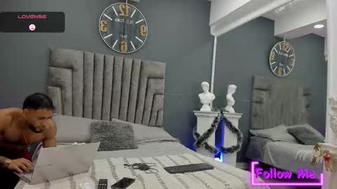 Emilio online show from December 15, 11:29 am