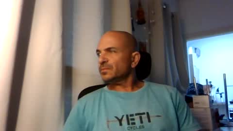 Ariel online show from July 8, 4:05 am