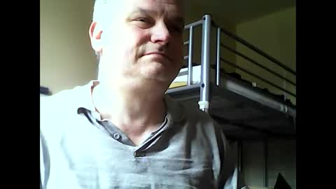 englishguysurrey online show from June 2, 2:40 pm
