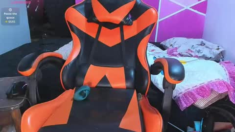 enjoymycock99 online show from March 31, 5:20 am