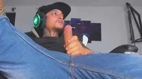 enjoymycock99 online show from October 20, 8:07 am