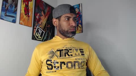 enriblack92 online show from January 26, 2:03 am