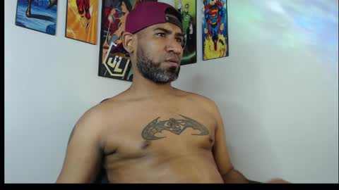 enriblack92 online show from February 8, 3:52 am