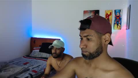 enriblack92 online show from December 22, 11:42 pm