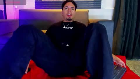 enrique online show from September 25, 12:26 pm