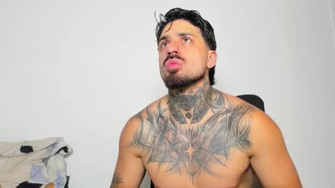 Enzo Aren online show from November 7, 1:20 am