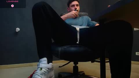 EnzoRace online show from October 28, 6:05 am