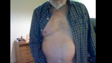 erasmus_d online show from January 18, 6:21 pm