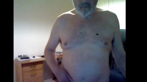 erasmus_d online show from February 5, 6:37 pm