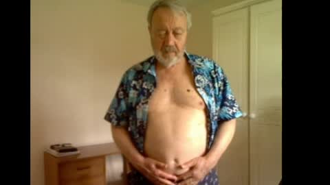 erasmus_d online show from May 30, 3:34 pm