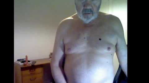 erasmus_d online show from November 4, 6:42 pm