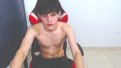 eren_tatakae online show from December 12, 10:20 pm