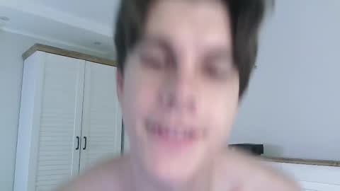 Eric Crush online show from February 19, 4:20 am