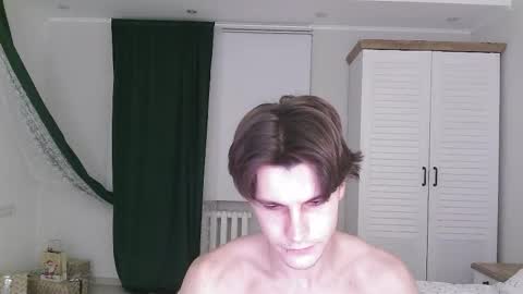 Eric Crush online show from February 2, 3:38 am