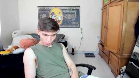 erick_de_rossee online show from May 20, 8:48 pm