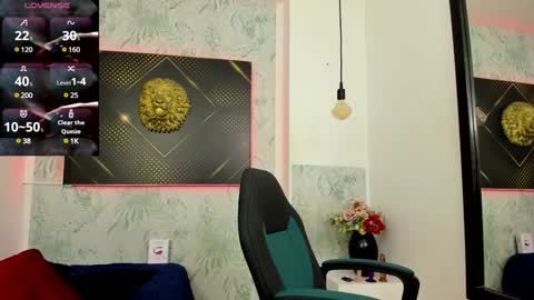   online show from February 1, 3:52 am