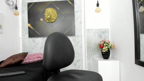   online show from January 9, 3:47 am